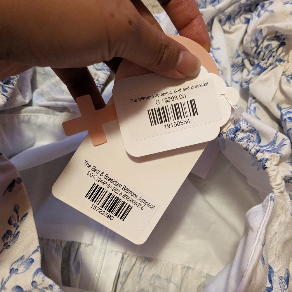 BNWT selkie Biltmore jumpsuit bed and breakfast size small - Picture 2 of 4